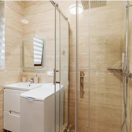 Апартаменти Карпати * Karpaty